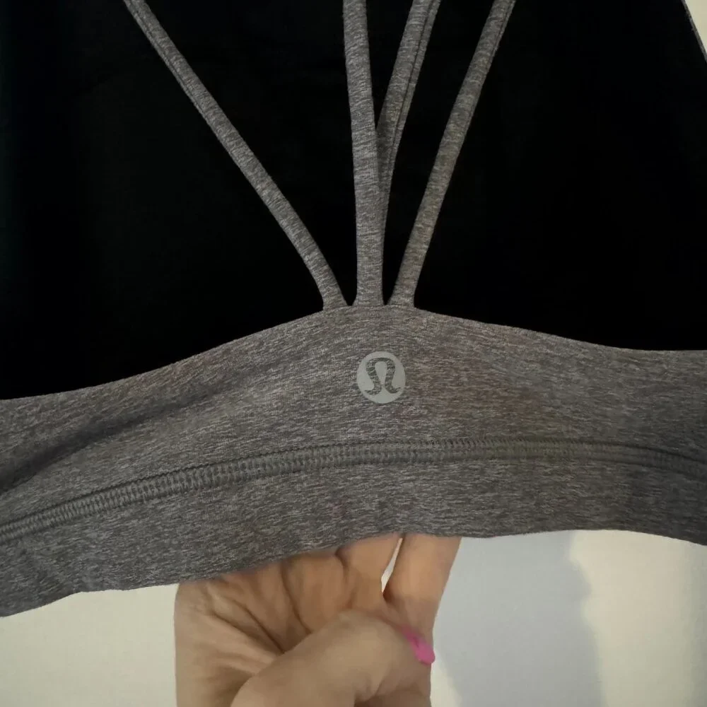 lululemon sports bra